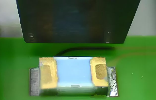 電路板焊點失效分析